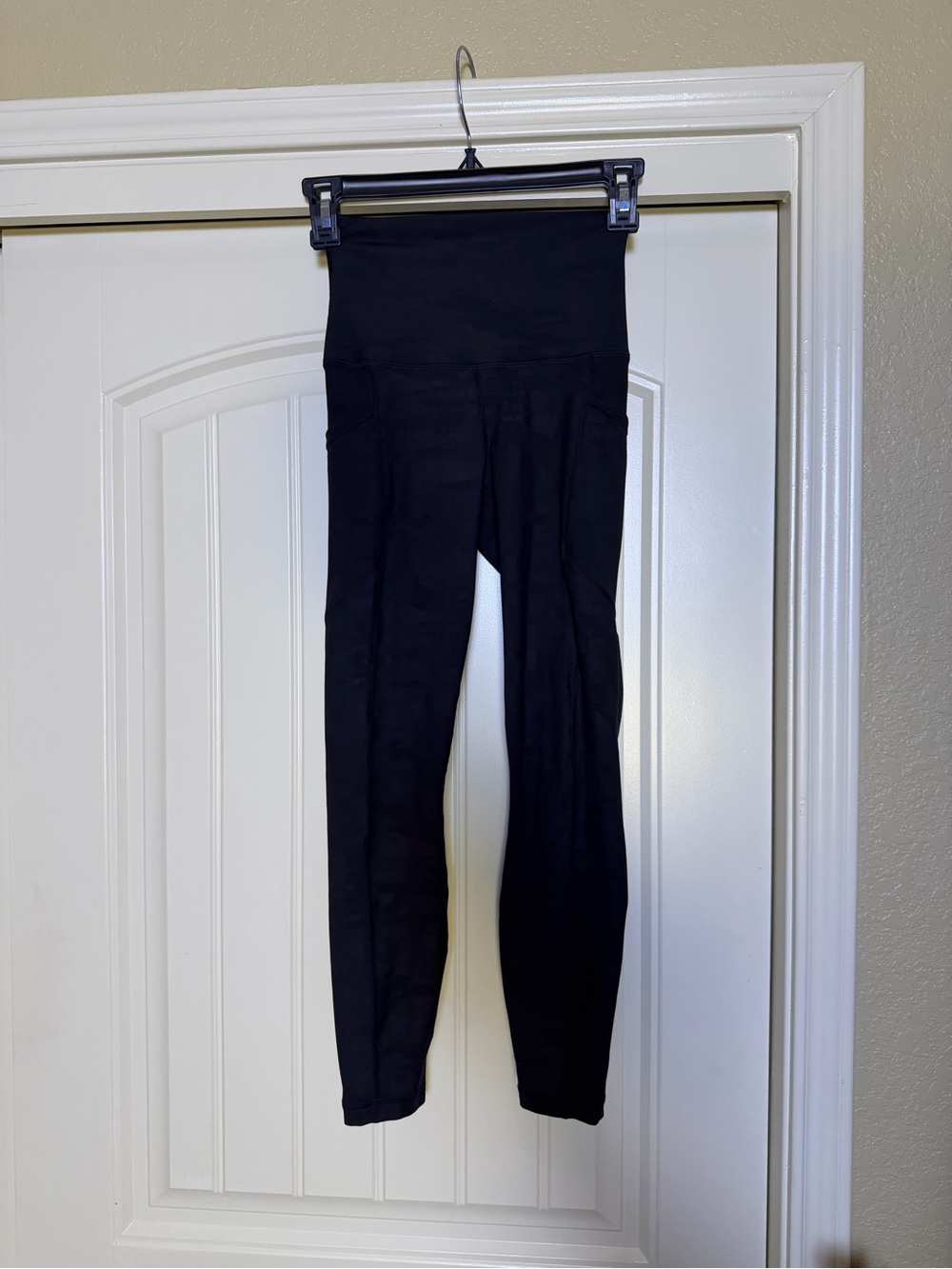 Yogalicious lux camo leggings women’s XS